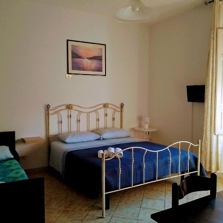Hotel Casa Lumaki Aeroporto di Catania Fontana Rossa Esterno foto